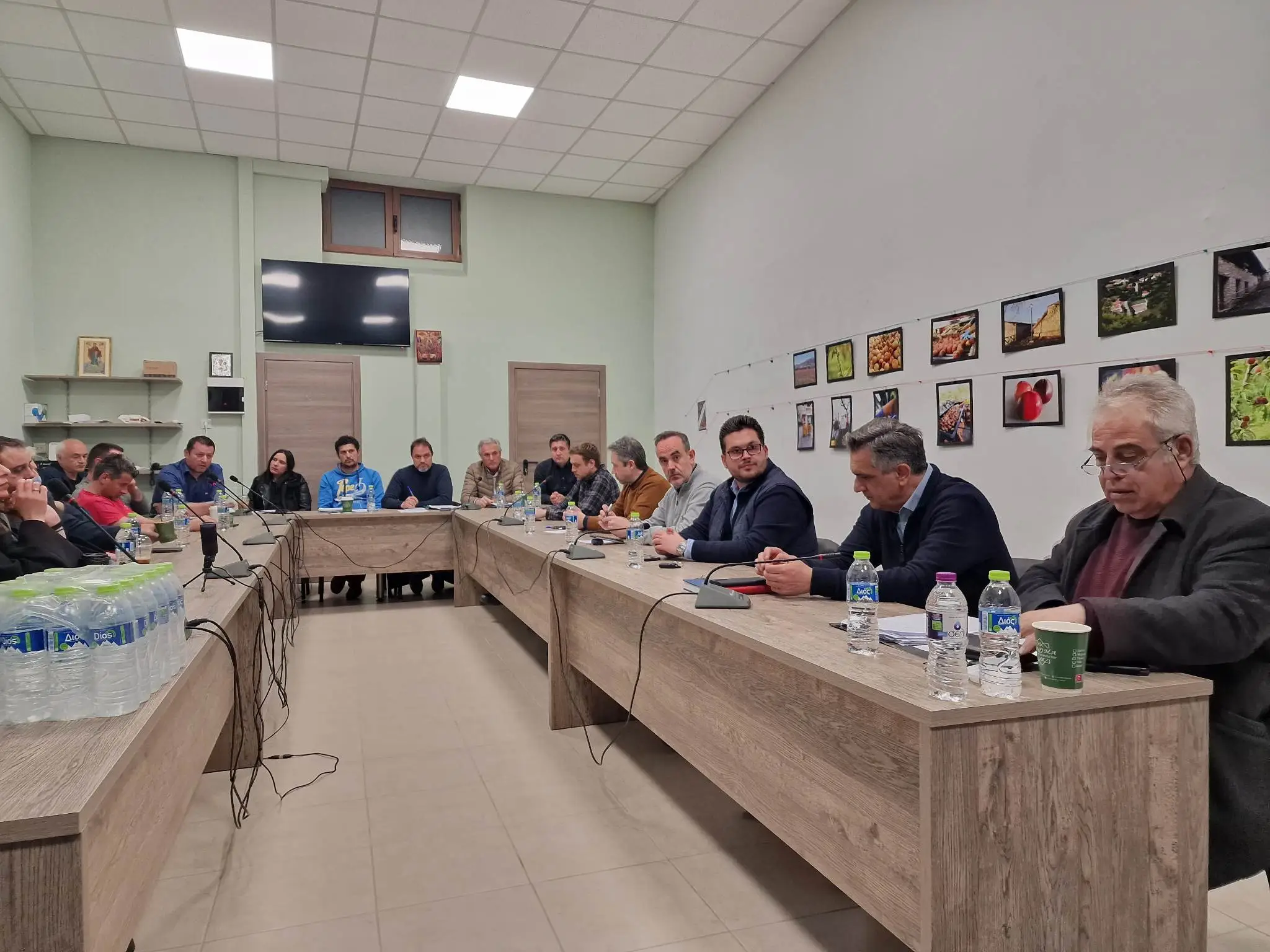 eve kozanis velvento siskepsi