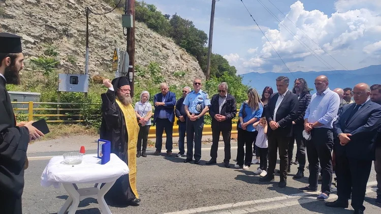 gefira serviwn agiasmos anoigma home